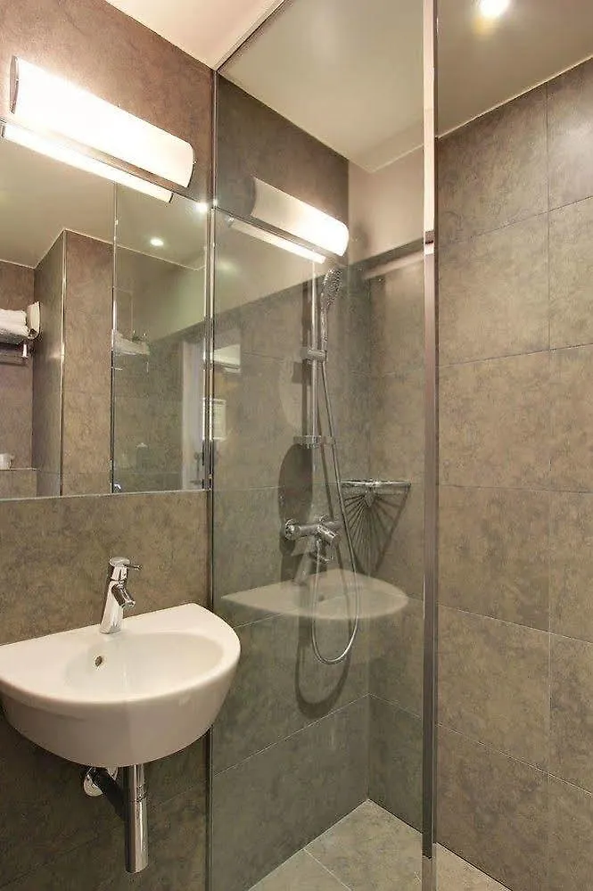 Hotel Alhambra Paris