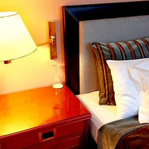 https://le-curling-b-tignes.hotels-rhonealpes.com