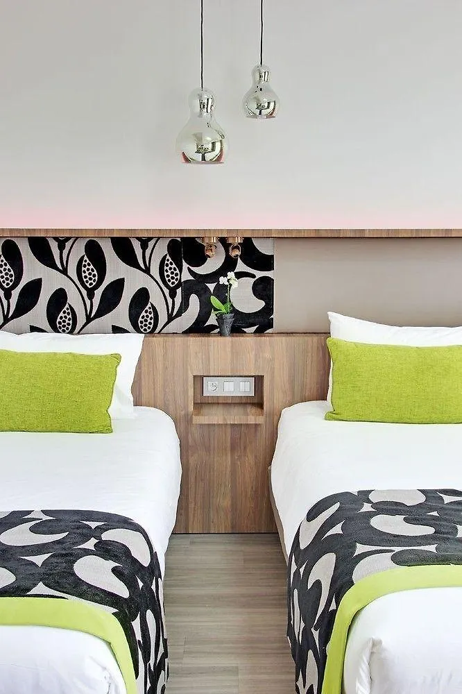 Hotel Alhambra Paris 3*,