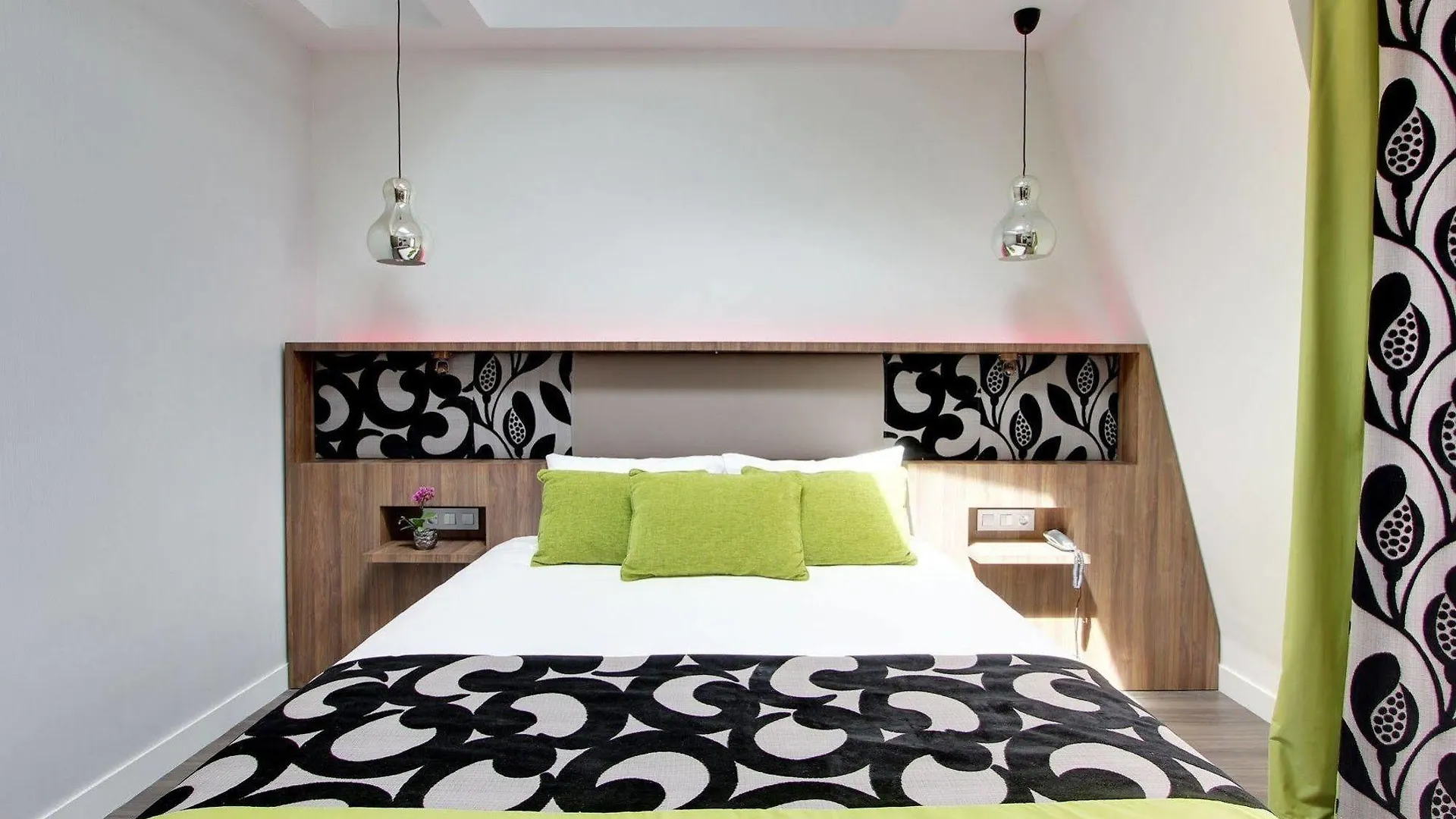 Hotel Alhambra Paris