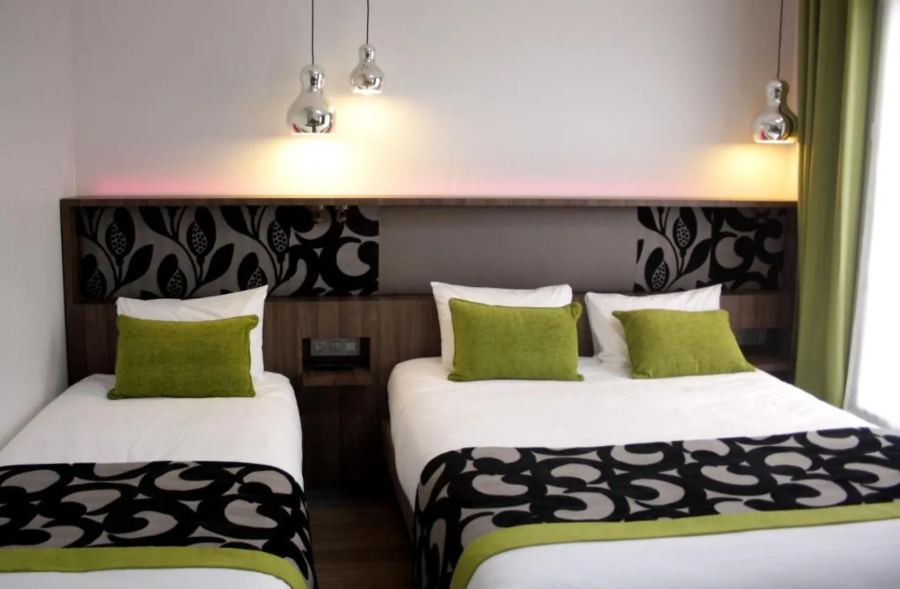 Hotel Alhambra Paris France